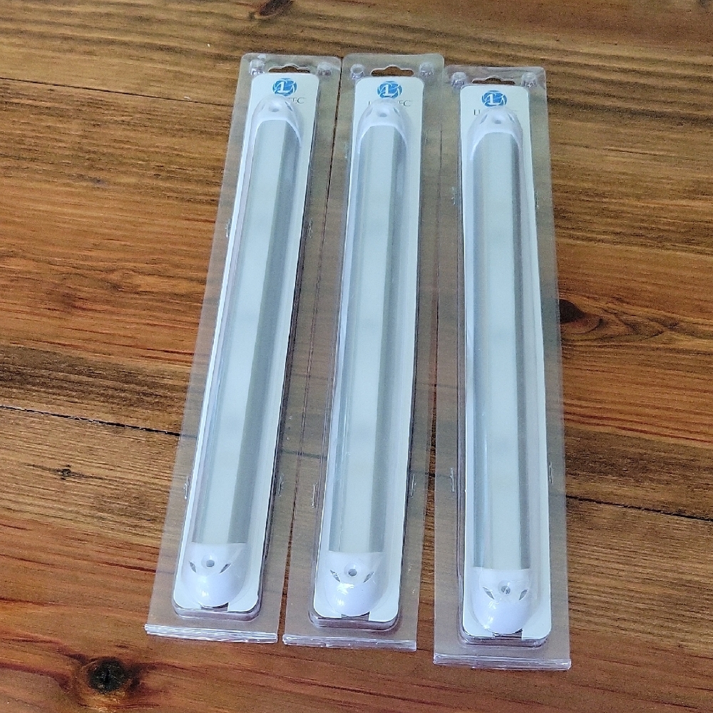 Under Cabinet LED Light - White